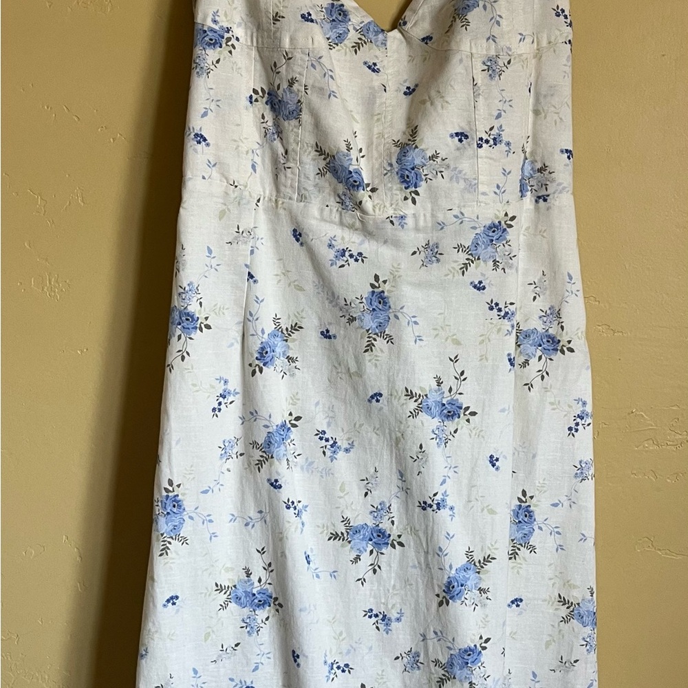 Velvet Heart White and Blue Floral Midi Dress
